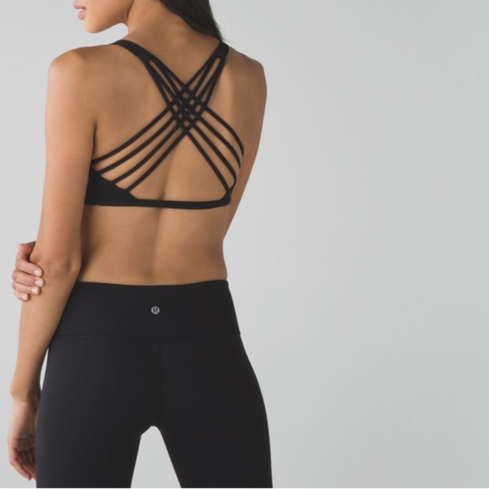 Lululemon Free To Be Bra (Wild) Black Size 6 - Picture 5 of 8